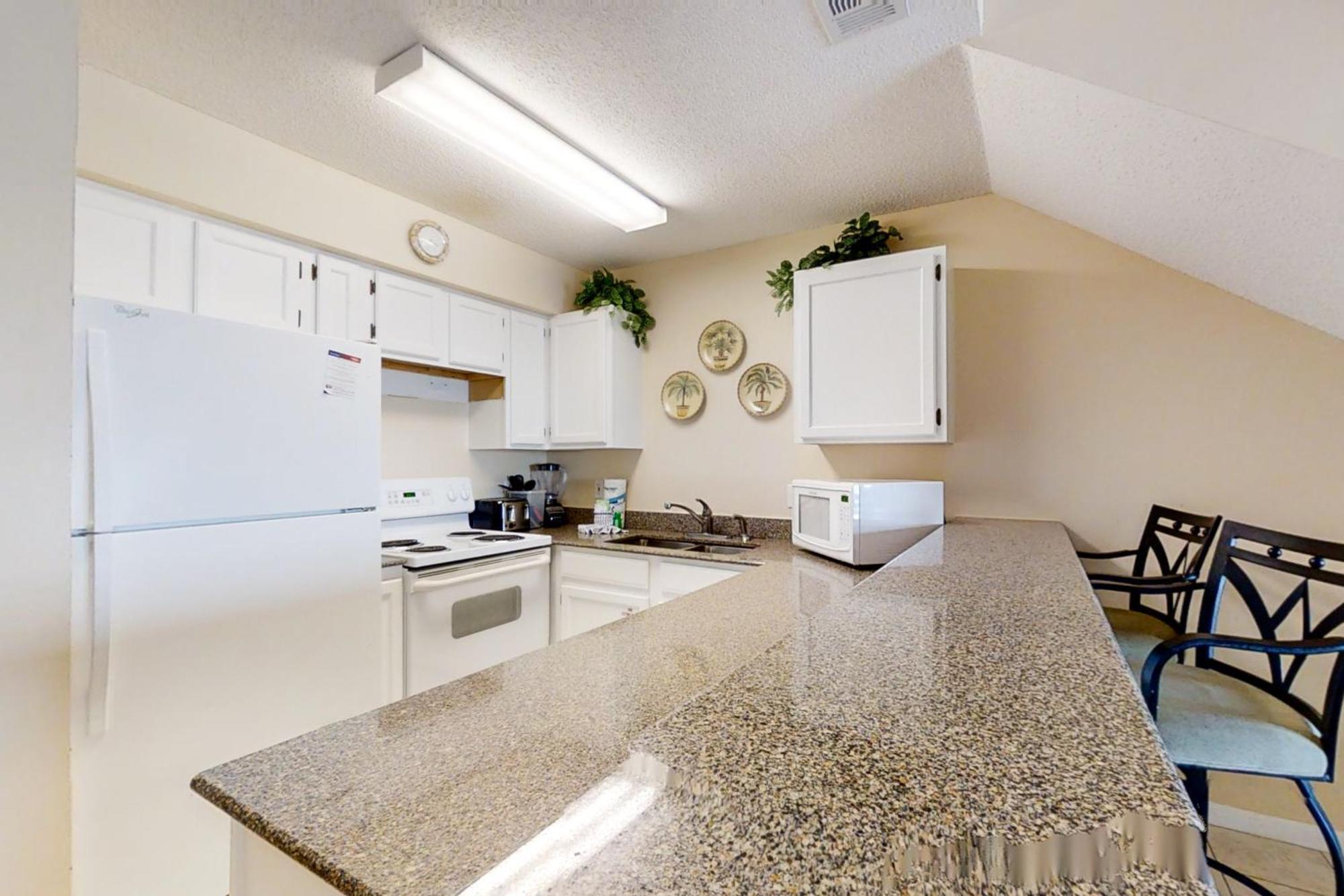 Crystal Sands II Destin Room photo