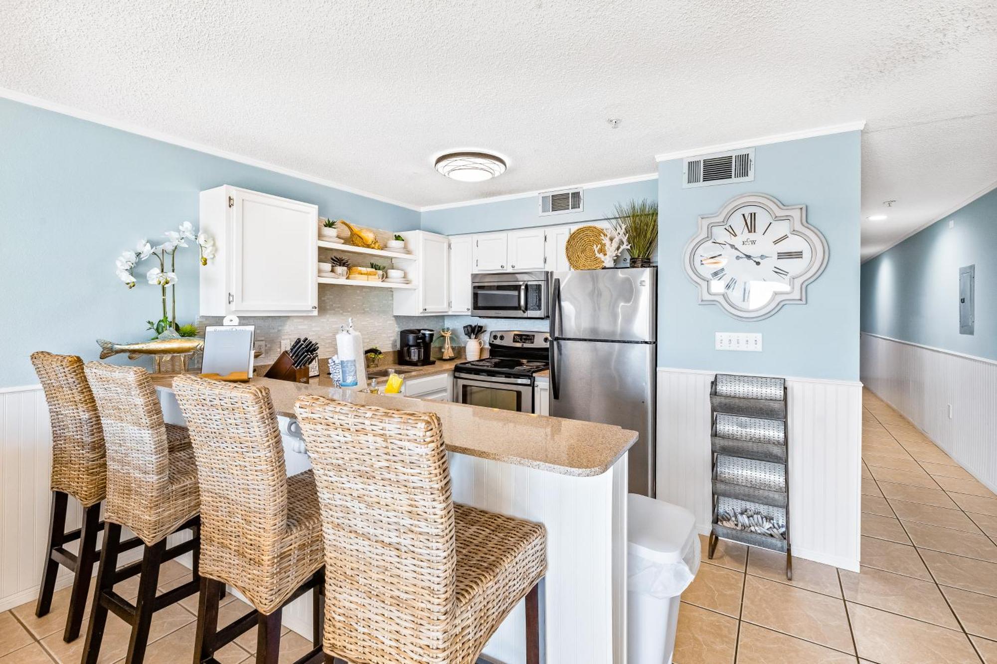 Crystal Sands II Destin Room photo
